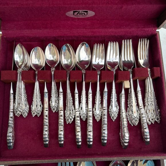 Vintage 1847 Rogers Bros Silverplate Flatware 8 Placeset & Serving Pieces With C - Picture 9 of 16